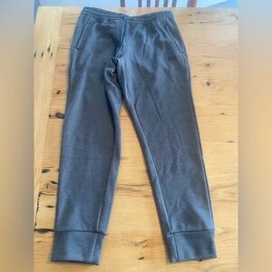 Quiksilver Men’s Charcoal Joggers Medium Preowned‎